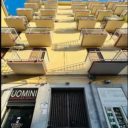 La Via Di Mezzo 2 דירה